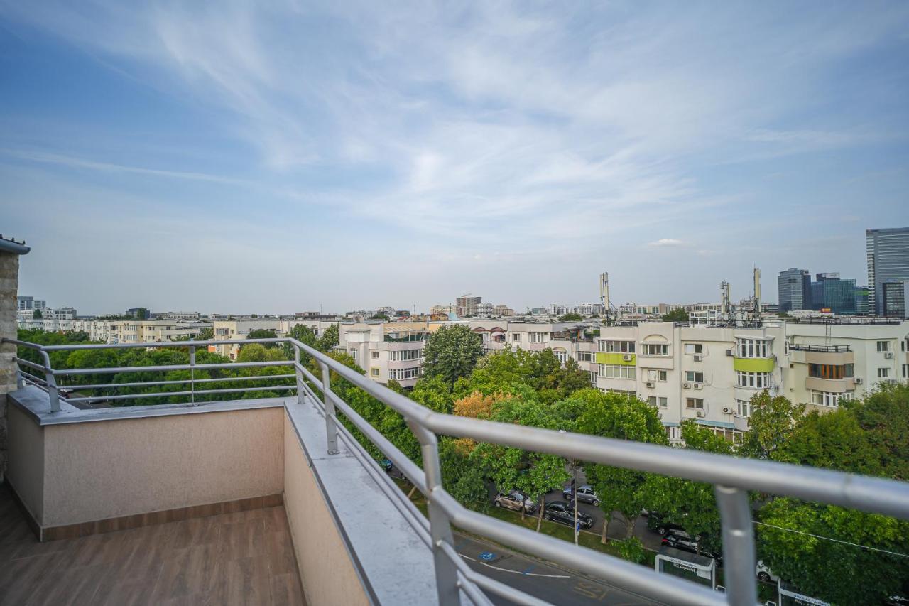 בוקרשט Penthouse With Huge Rooftop & Amazing City View מראה חיצוני תמונה
